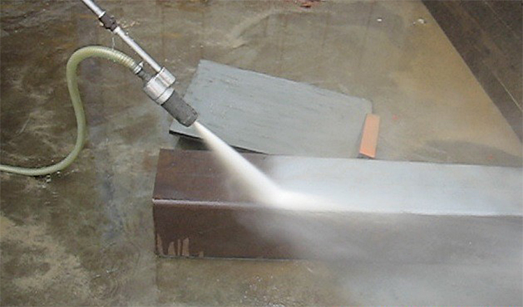 組裝高壓清洗機的主要部件高壓水槍 組裝高壓清洗機的主要部件高壓水槍